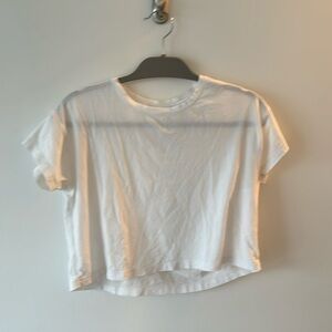 Lululemon cropped tshirt